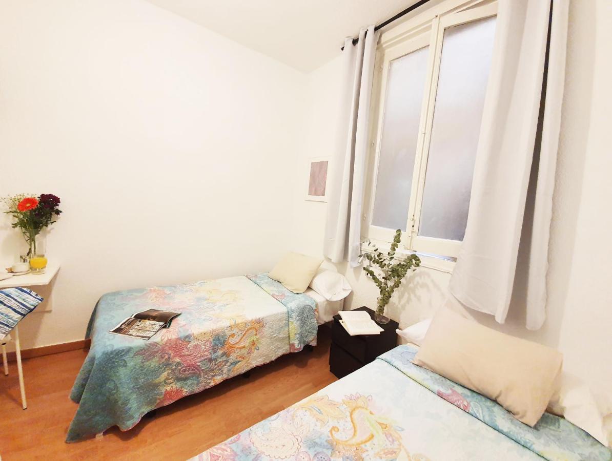 Hostal Alicante Madrid Extérieur photo