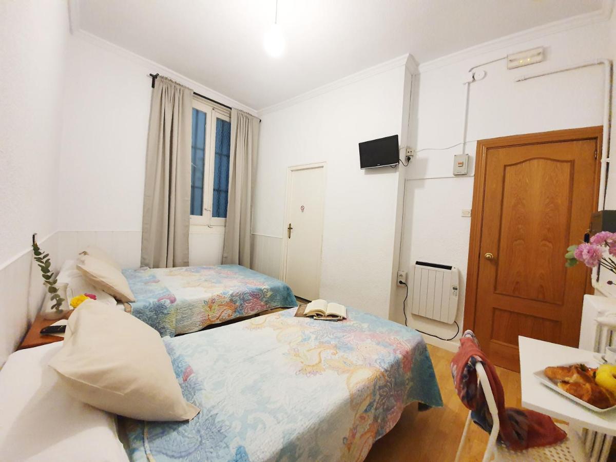 Hostal Alicante Madrid Chambre photo