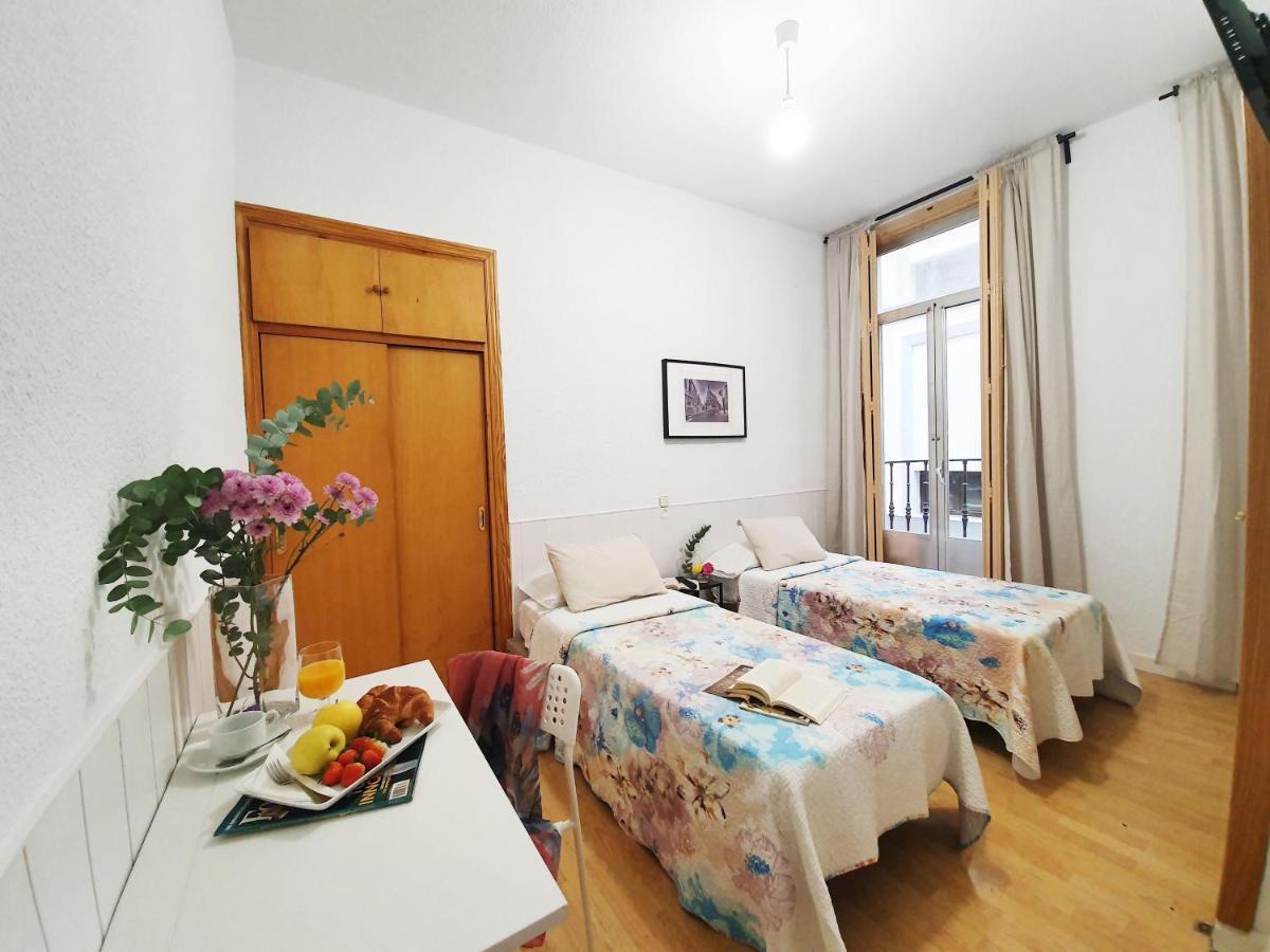 Hostal Alicante Madrid Extérieur photo