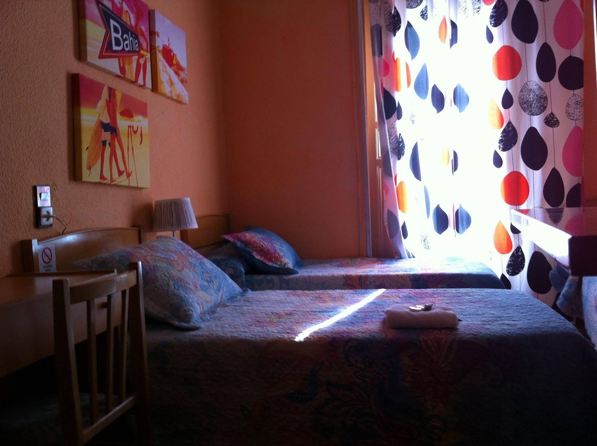 Hostal Alicante Madrid Extérieur photo