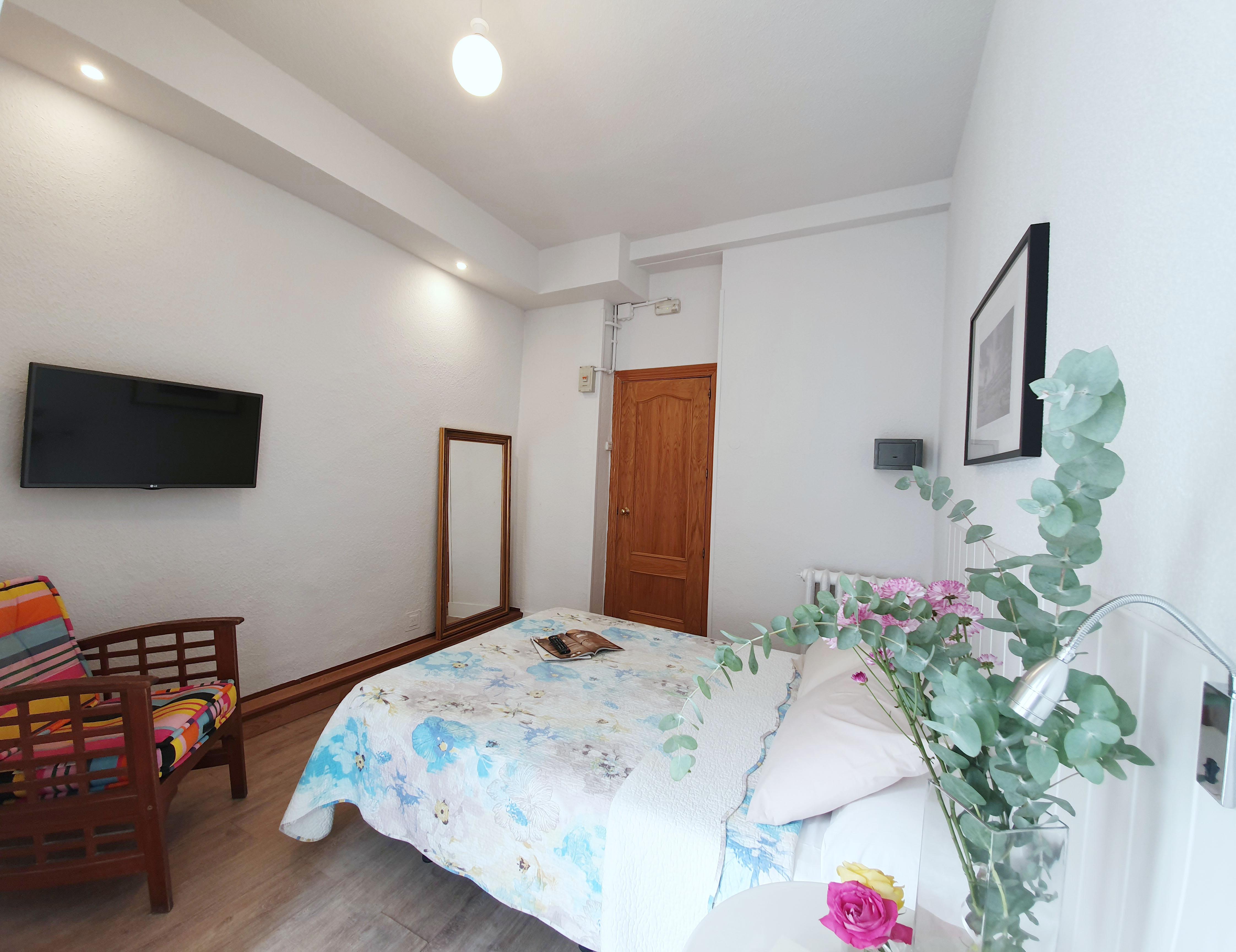 Hostal Alicante Madrid Extérieur photo