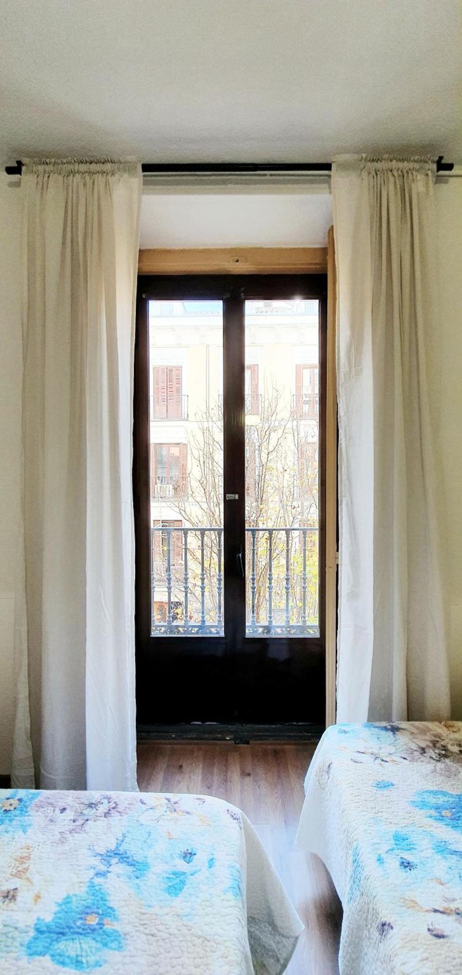 Hostal Alicante Madrid Chambre photo