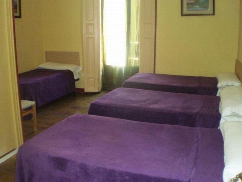 Hostal Alicante Madrid Extérieur photo